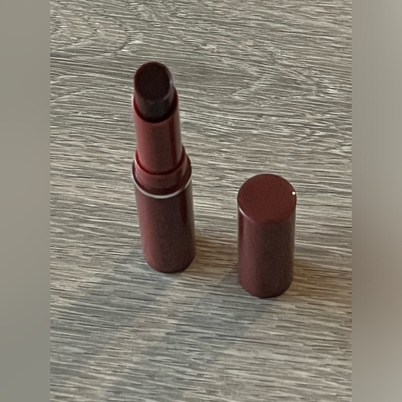 NWT Make Up Bundle. MAC Eyeshadow and Mascara, Too Faced Concealer & Clinique - Picture 9 of 9